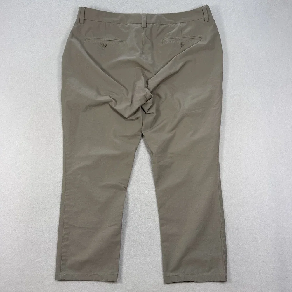 Vineyard Vines Men's On-The-Go Performance Pants OTG Beige Size 36x30